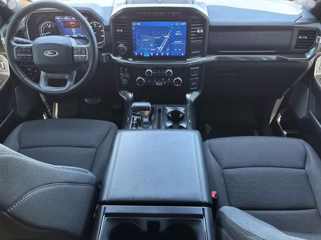 2023 Oxford White Ford F-150 XLT 4X4 Truck