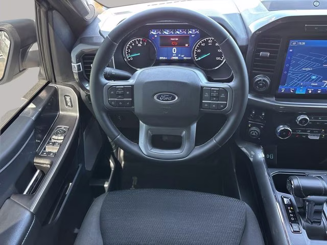 2023 Oxford White Ford F-150 XLT 4X4 Truck