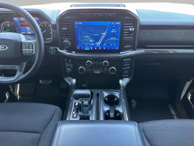 2023 Oxford White Ford F-150 XLT 4X4 Truck