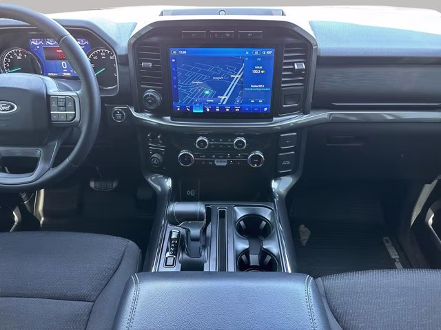 2023 Oxford White Ford F-150 XLT 4X4 Truck
