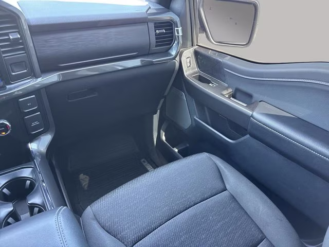 2023 Oxford White Ford F-150 XLT 4X4 Truck