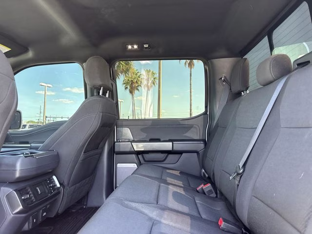 2023 Oxford White Ford F-150 XLT 4X4 Truck