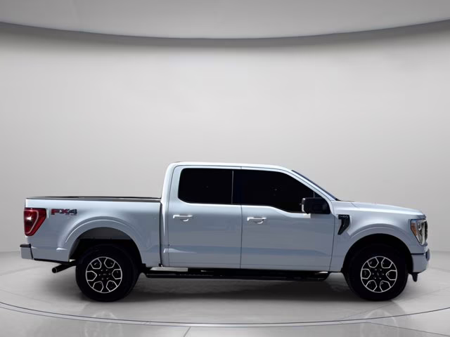 2023 Oxford White Ford F-150 XLT 4X4 Truck