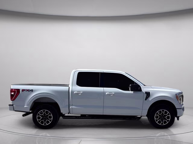 2023 Oxford White Ford F-150 XLT 4X4 Truck