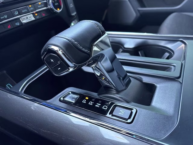 2023 Oxford White Ford F-150 XLT 4X4 Truck