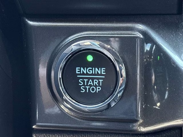 2023 Oxford White Ford F-150 XLT 4X4 Truck