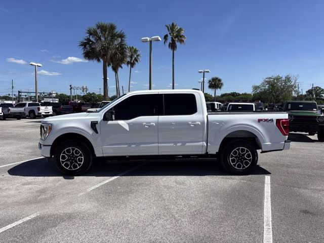 2023 Oxford White Ford F-150 XLT 4X4 Truck