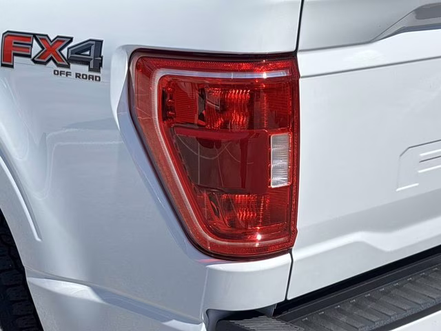 2023 Oxford White Ford F-150 XLT 4X4 Truck