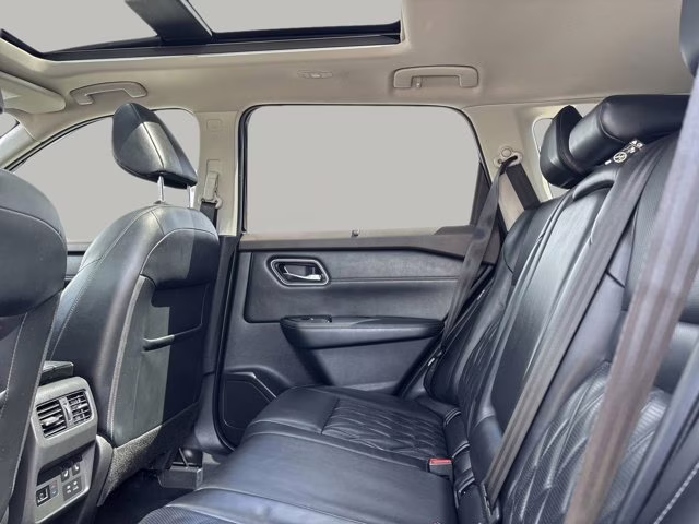 2021 Super Black Nissan Rogue Platinum FWD SUV