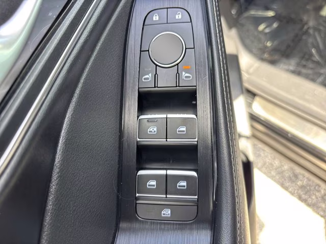 2021 Super Black Nissan Rogue Platinum FWD SUV