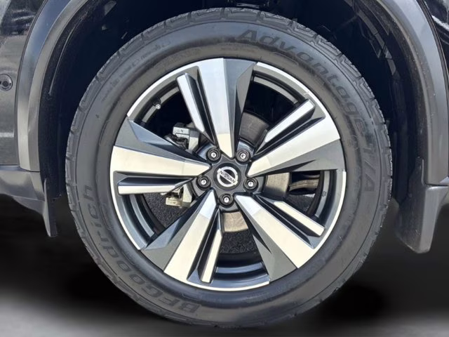 2021 Super Black Nissan Rogue Platinum FWD SUV