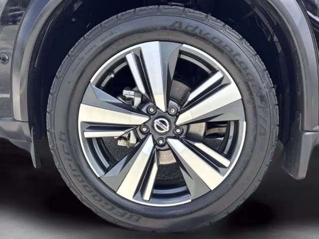 2021 Super Black Nissan Rogue Platinum FWD SUV