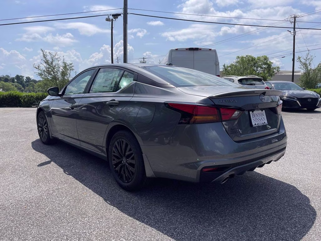 2026 Gun Metallic Nissan Altima 2.5 SV FWD Sedan
