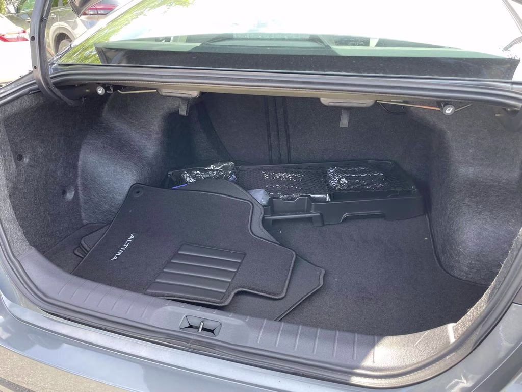2026 Gun Metallic Nissan Altima 2.5 SV FWD Sedan