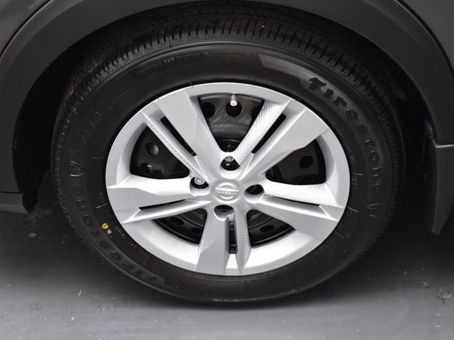 2024 Gun Metallic Nissan Kicks S FWD SUV