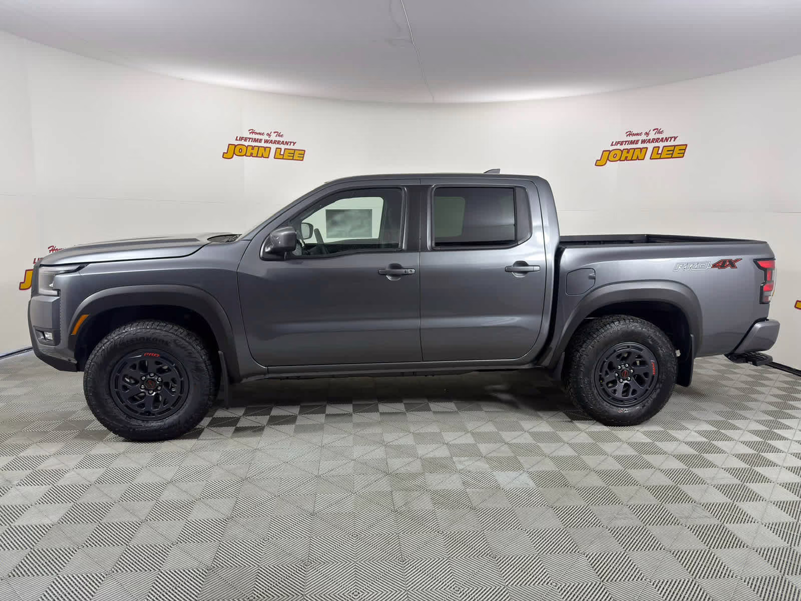 2026 Gun Metallic Nissan Frontier PRO-4X 4X4 Truck