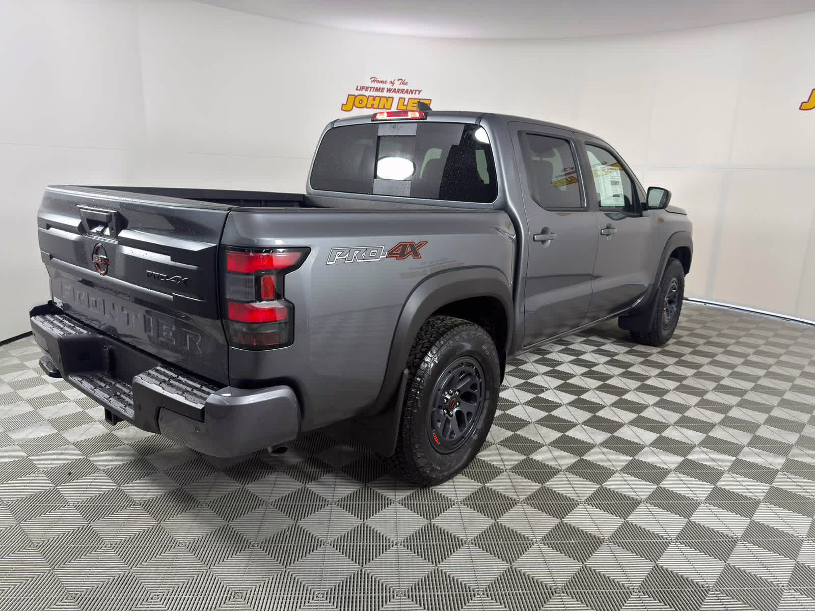 2026 Gun Metallic Nissan Frontier PRO-4X 4X4 Truck