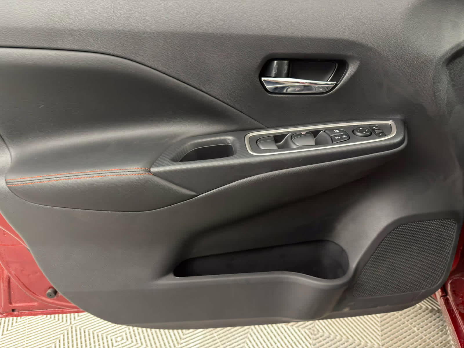 2025 Scarlet Ember Tintcoat Nissan Versa SR FWD Sedan
