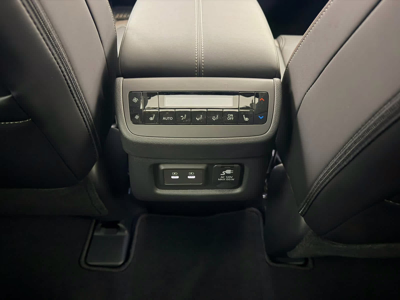 2026 Everest White Pearl Tricoat Nissan Pathfinder Platinum 4X4 SUV