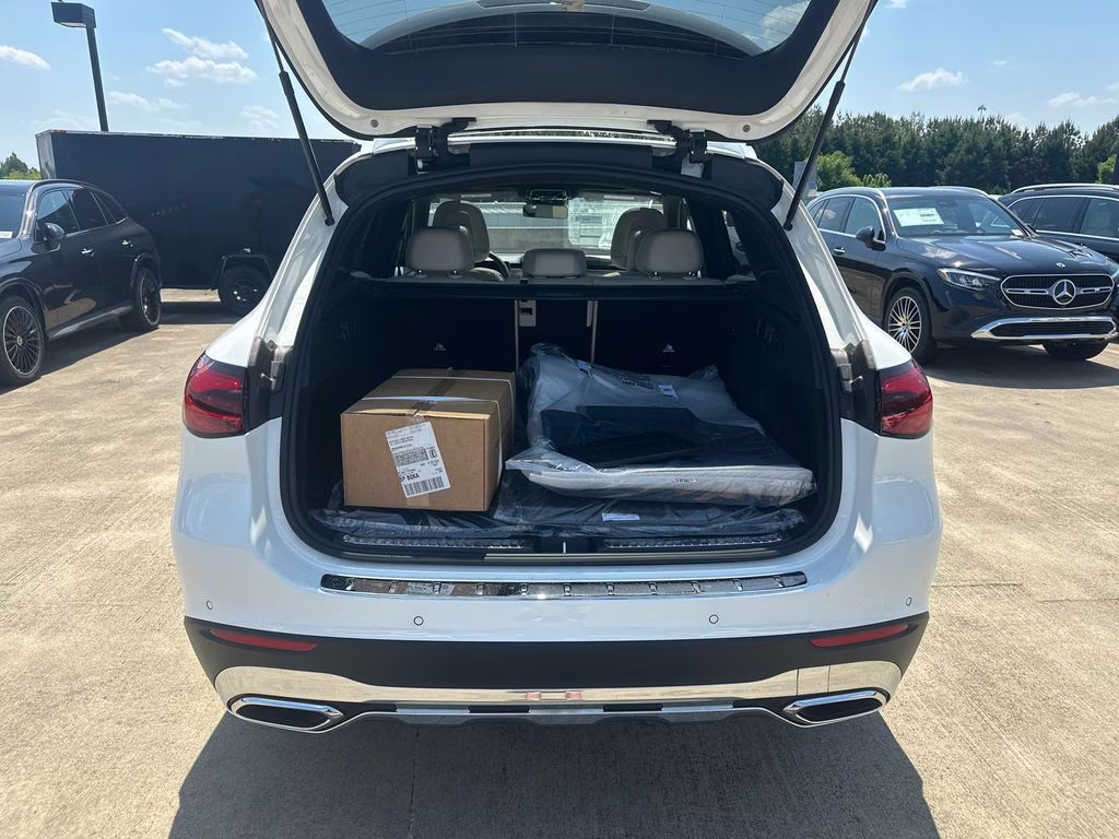 2026 Polar Mercedes-Benz GLC GLC 350e AWD SUV