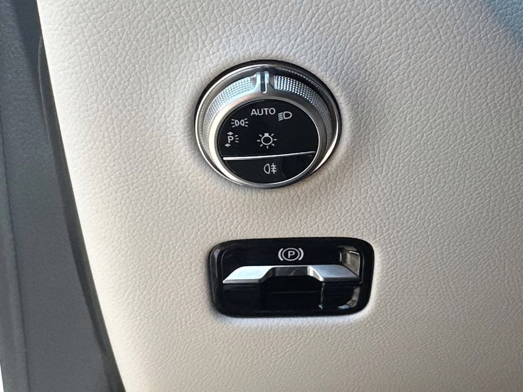 2026 Polar Mercedes-Benz GLC GLC 350e AWD SUV