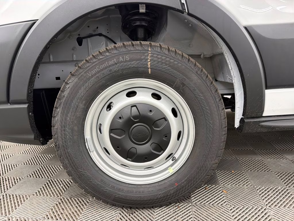 2026 OXFORD WHITE Ford Transit-250 XL RWD Van