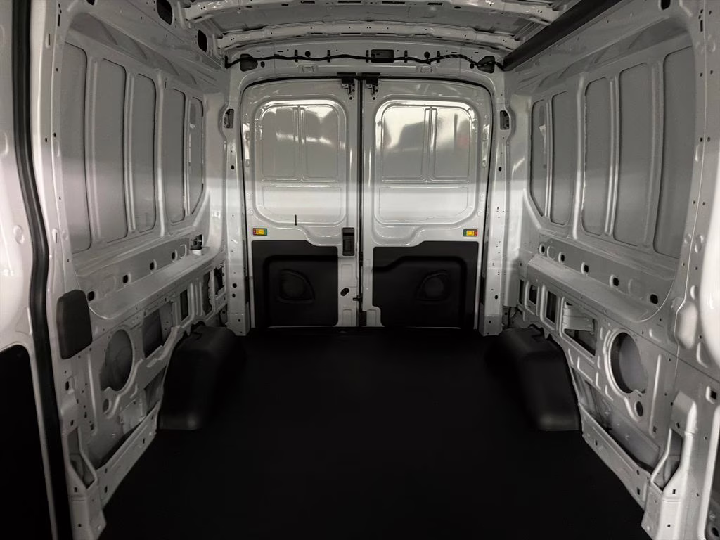 2026 OXFORD WHITE Ford Transit-250 XL RWD Van