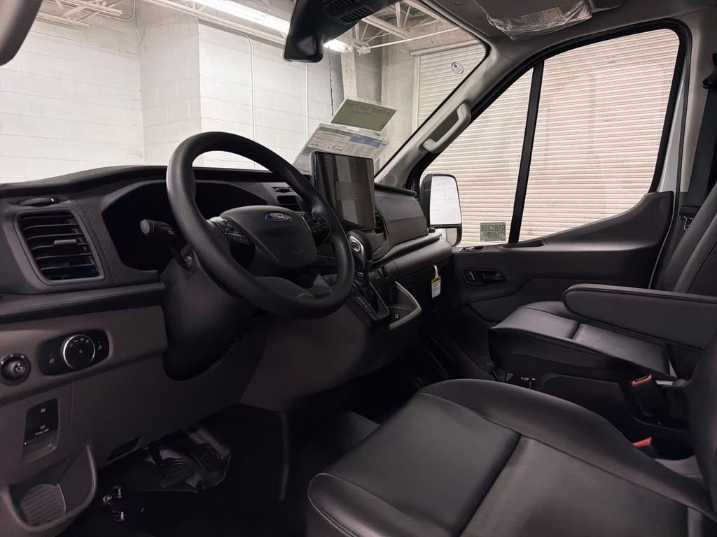 2026 OXFORD WHITE Ford Transit-250 XL RWD Van