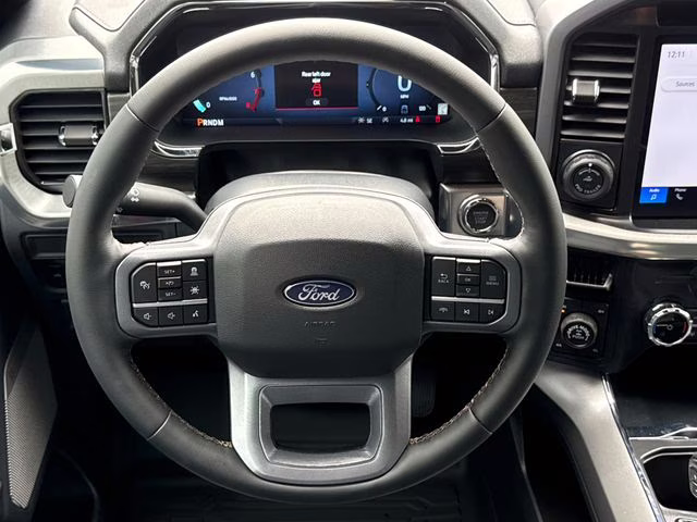 2026 Oxford White Ford F-150 Lariat 4X4 Truck