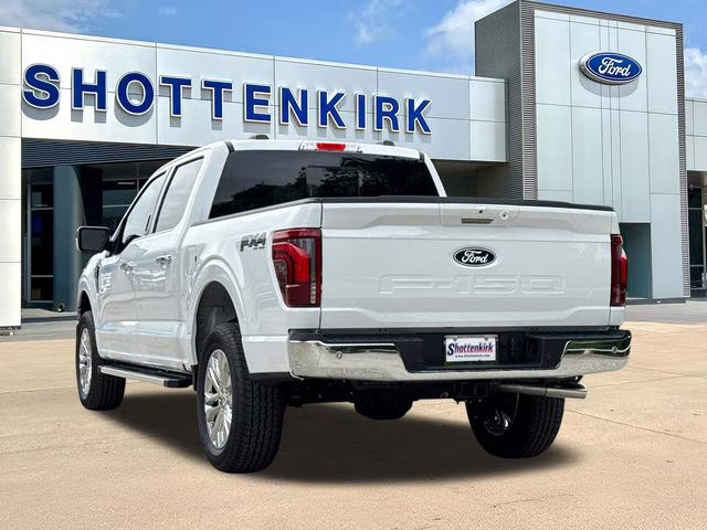 2026 Oxford White Ford F-150 Lariat 4X4 Truck