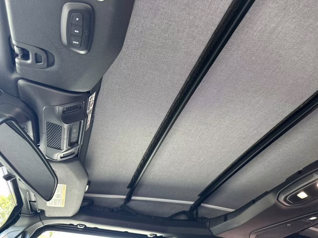 2025 Fathom Blue Pearlcoat Jeep Wrangler Rubicon 4X4 Convertible