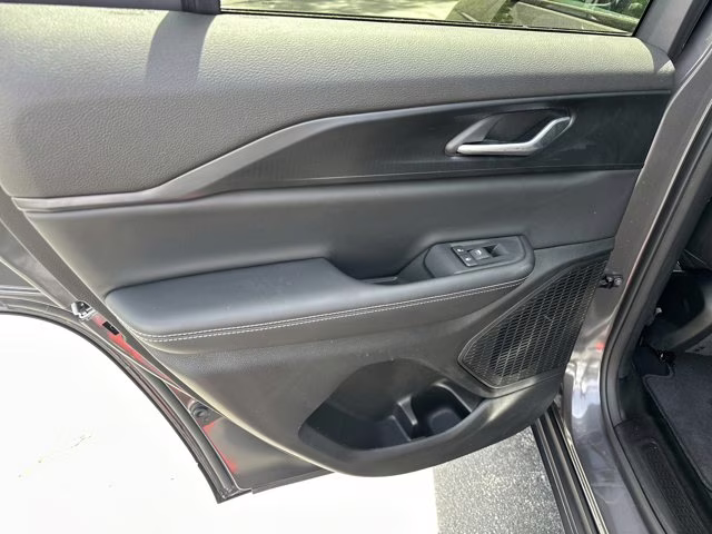 2024 Baltic Gray Metallic Clearcoat Jeep Grand Cherokee Altitude RWD SUV