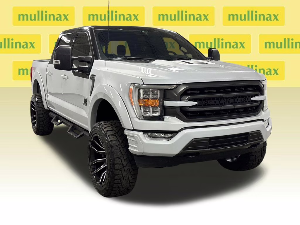 2021 White Metallic Ford F-150 XLT 4X4 Truck