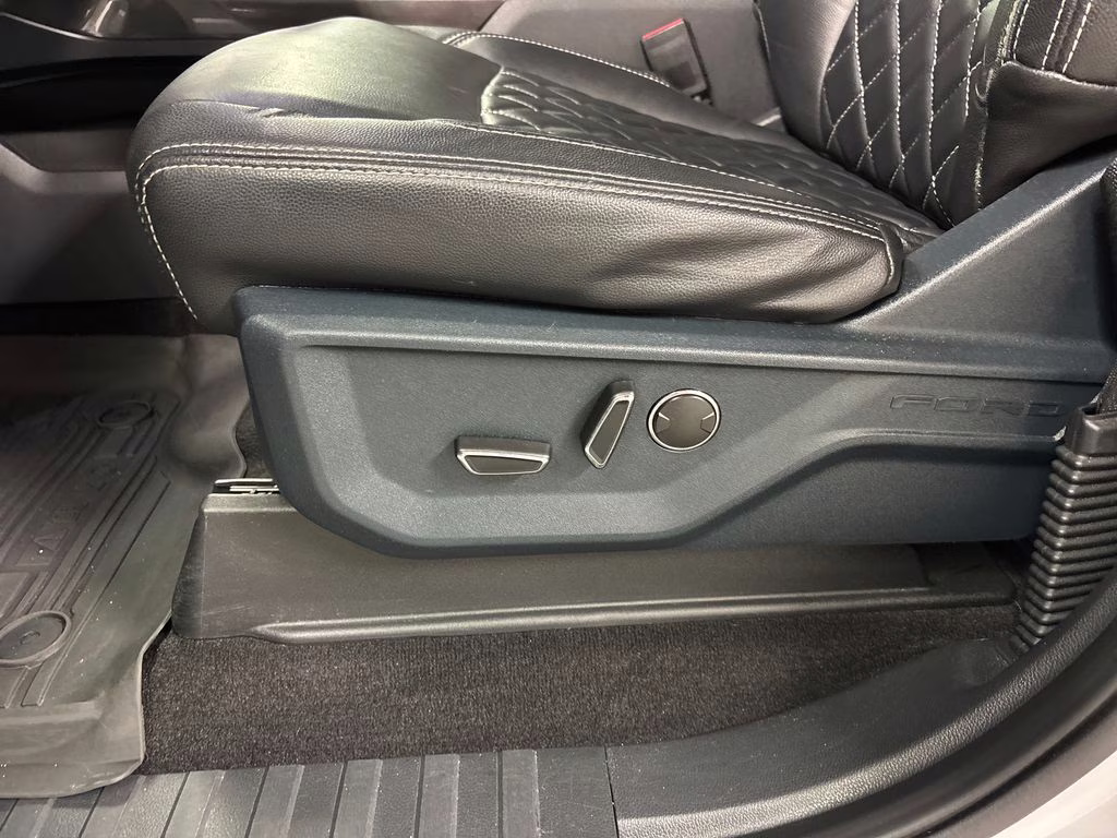 2021 White Metallic Ford F-150 XLT 4X4 Truck