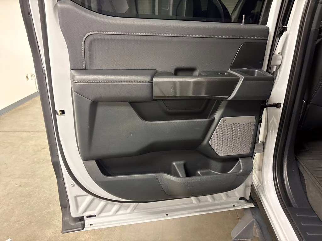 2021 White Metallic Ford F-150 XLT 4X4 Truck