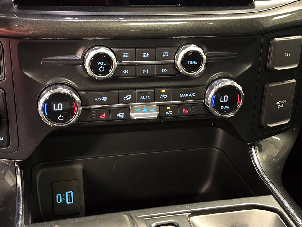 2021 White Metallic Ford F-150 XLT 4X4 Truck