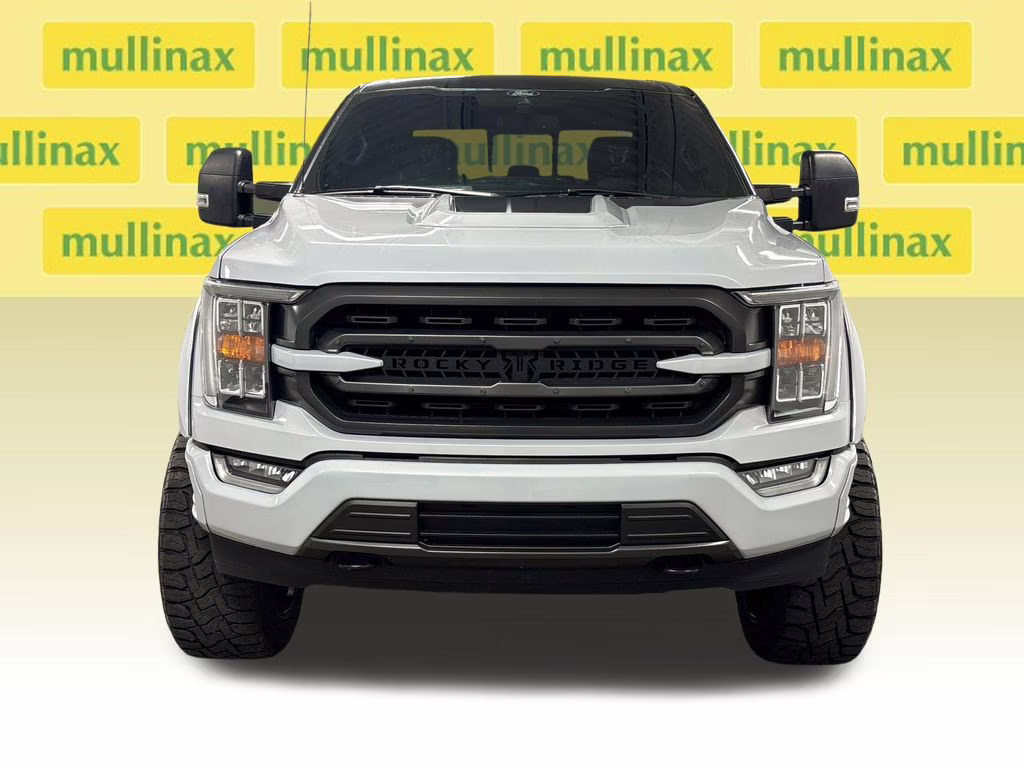 2021 White Metallic Ford F-150 XLT 4X4 Truck