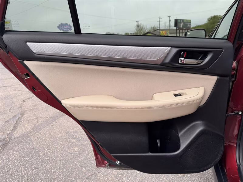 2017 Venetian Red Pearl Subaru Outback 2.5i Premium AWD Crossover