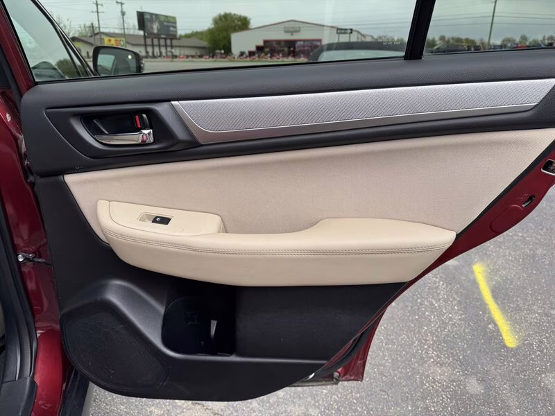 2017 Venetian Red Pearl Subaru Outback 2.5i Premium AWD Crossover