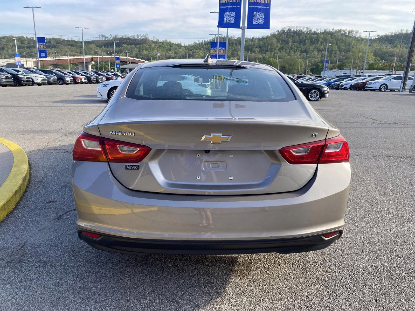 2023 Mineral Gray Metallic Chevrolet Malibu LT FWD Sedan