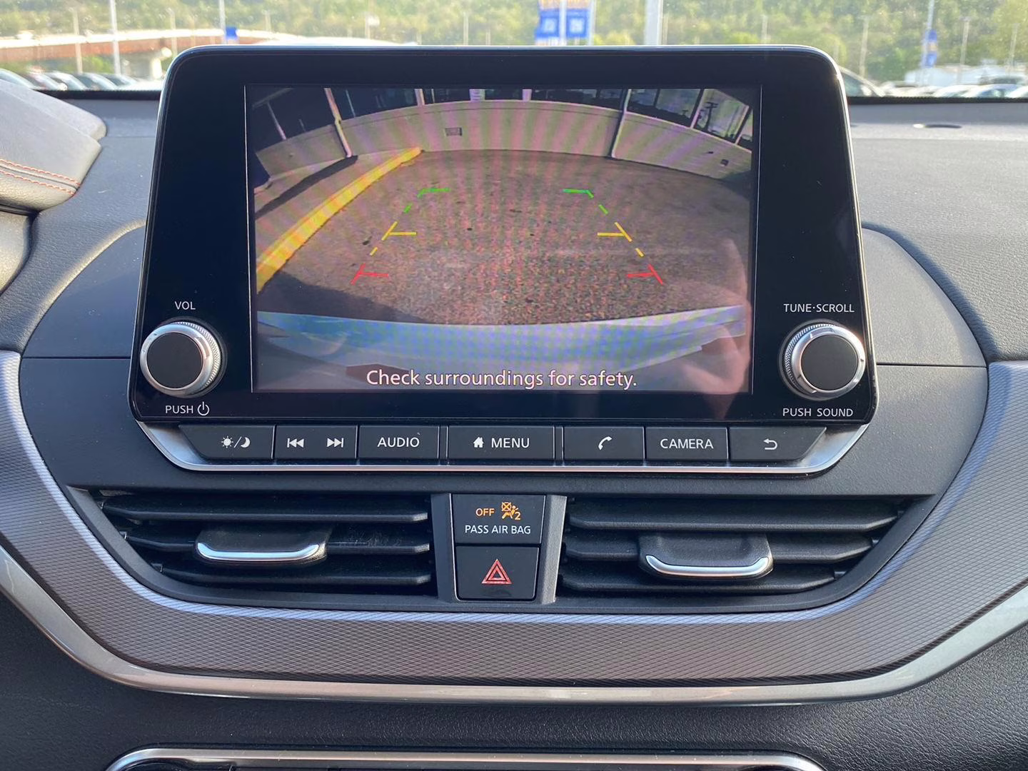 2024 Glacier White Nissan Altima 2.5 SR FWD Sedan