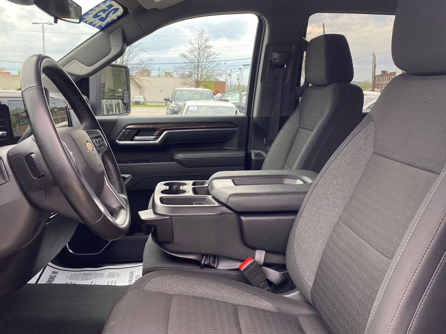 2025 Summit White Chevrolet Silverado 2500HD LT 4X4 Truck