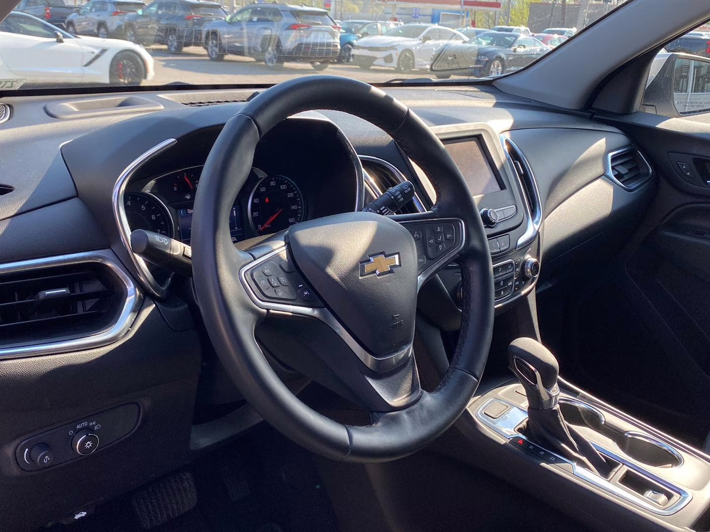 2024 Iridescent Pearl Tricoat Chevrolet Equinox LT AWD SUV