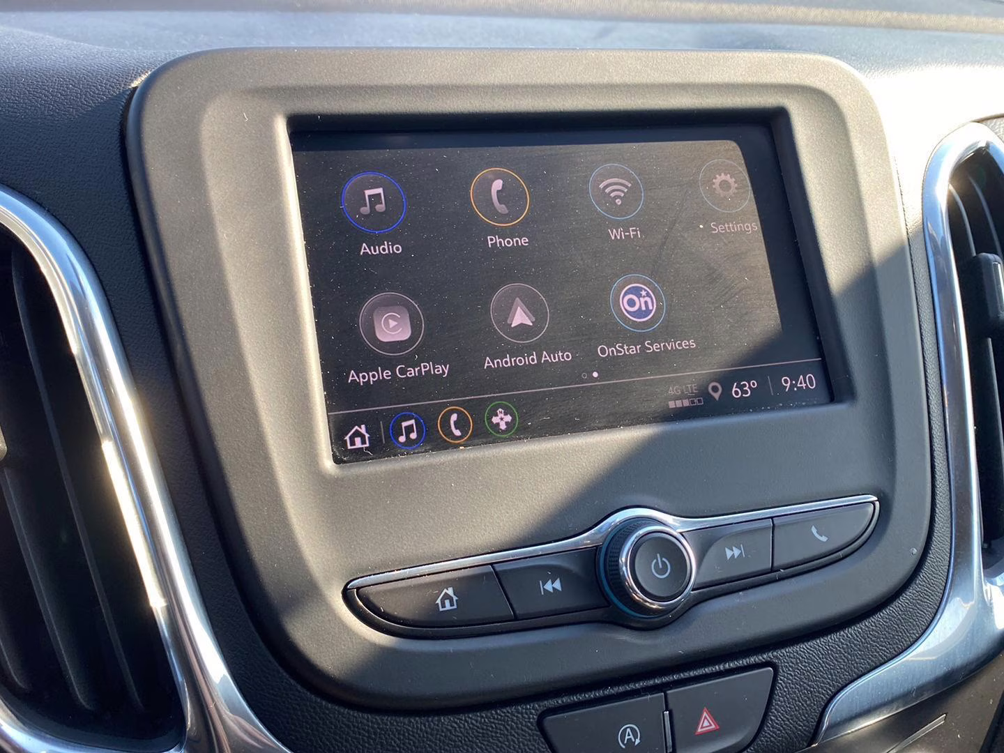 2024 Iridescent Pearl Tricoat Chevrolet Equinox LT AWD SUV