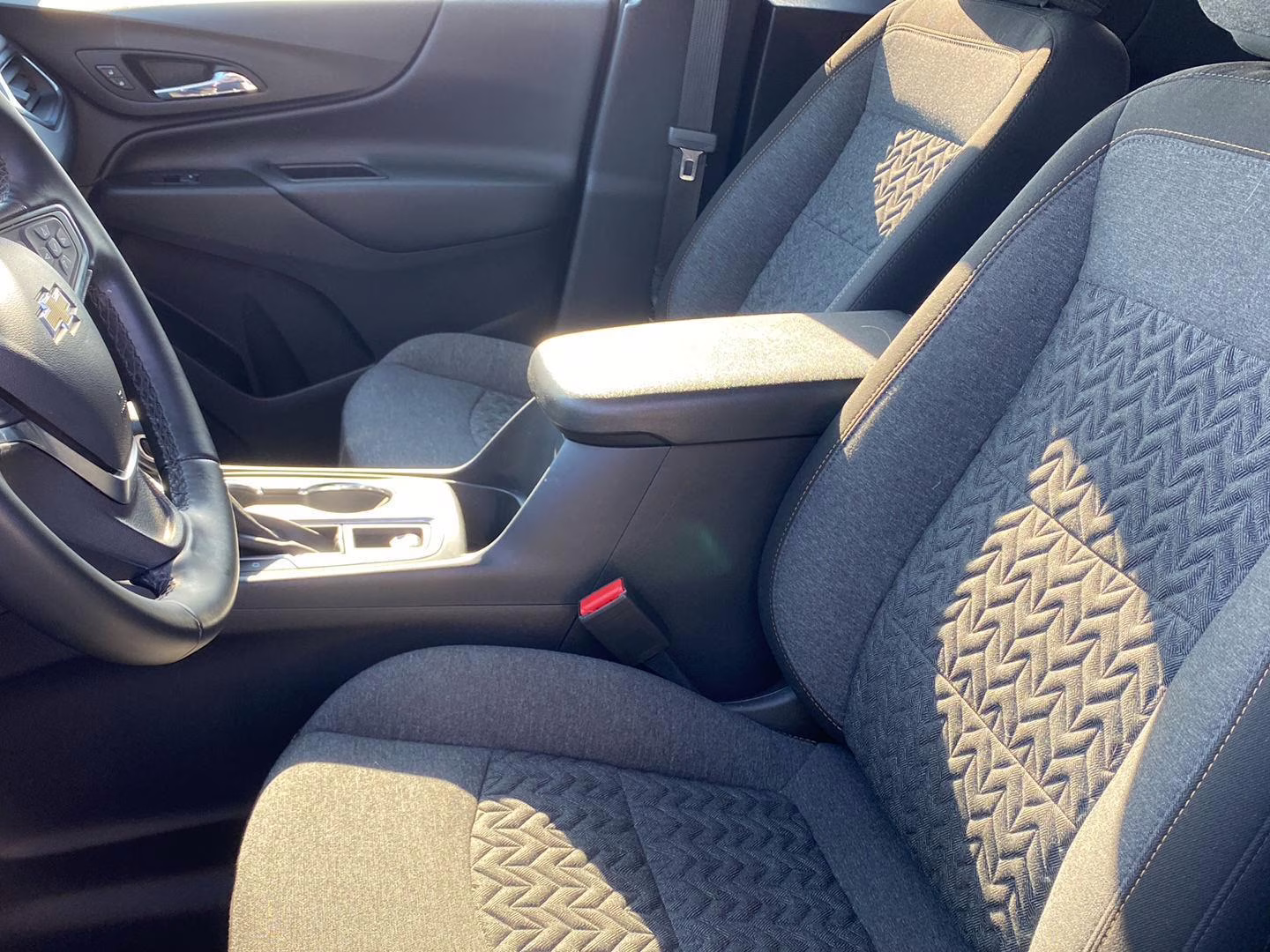 2024 Iridescent Pearl Tricoat Chevrolet Equinox LT AWD SUV