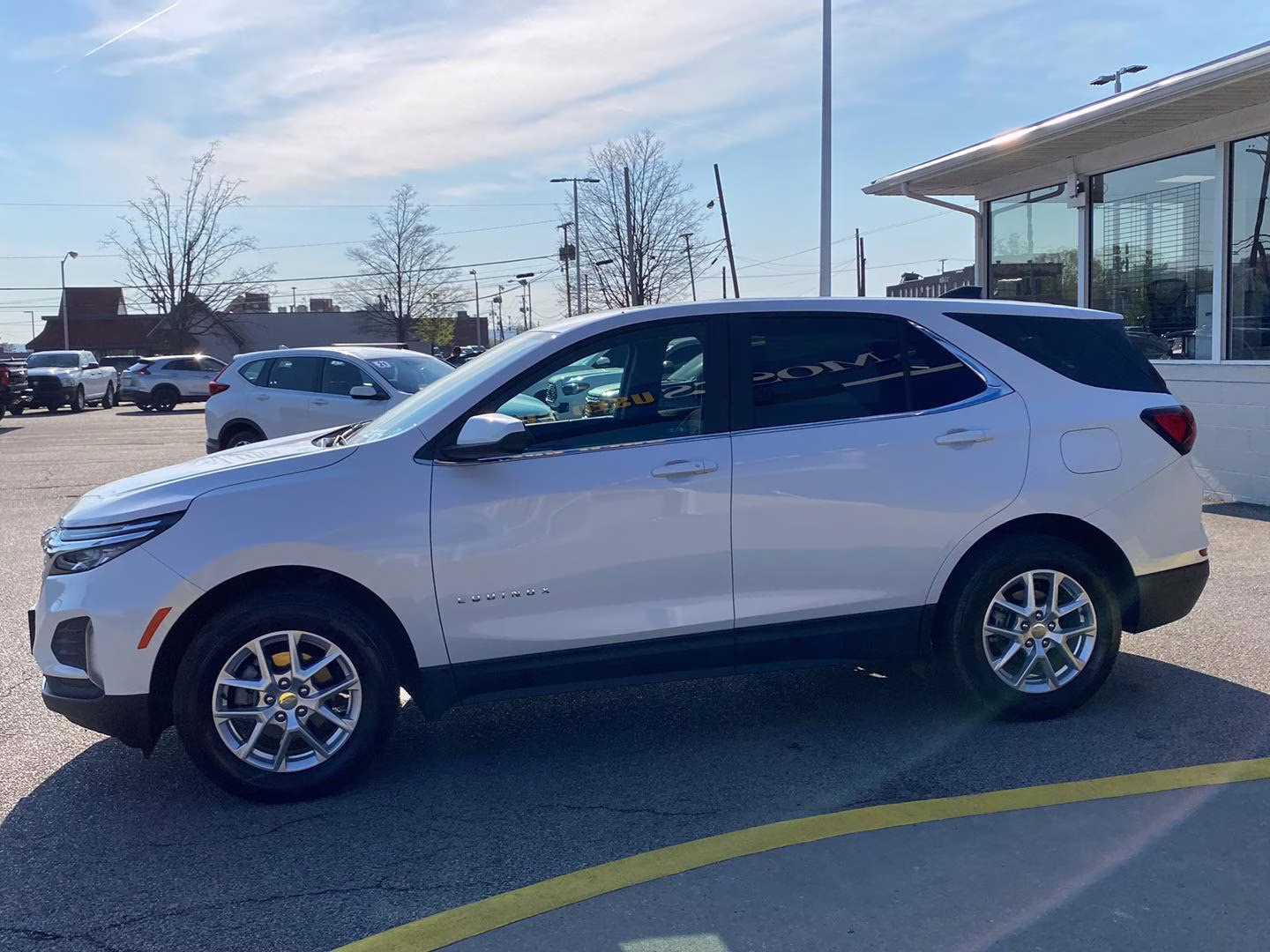 2024 Iridescent Pearl Tricoat Chevrolet Equinox LT AWD SUV