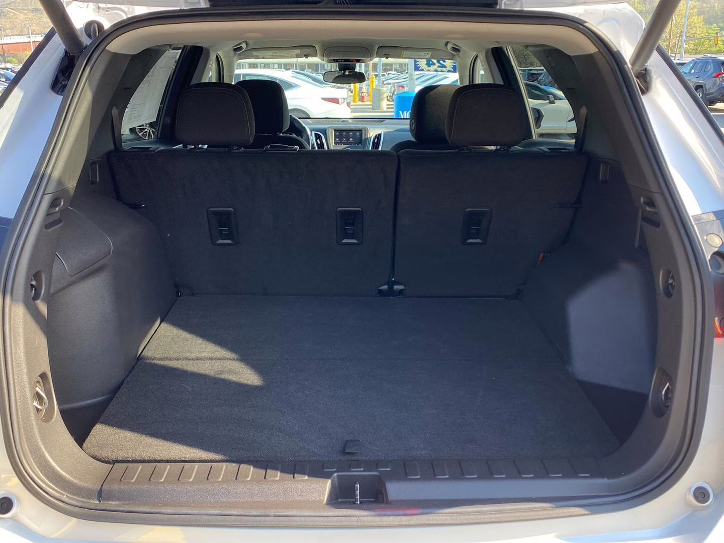 2024 Iridescent Pearl Tricoat Chevrolet Equinox LT AWD SUV