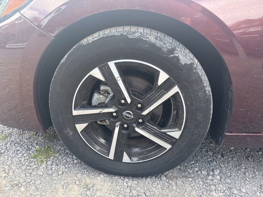 2025 Rosewood Metallic Nissan Sentra SV FWD Sedan