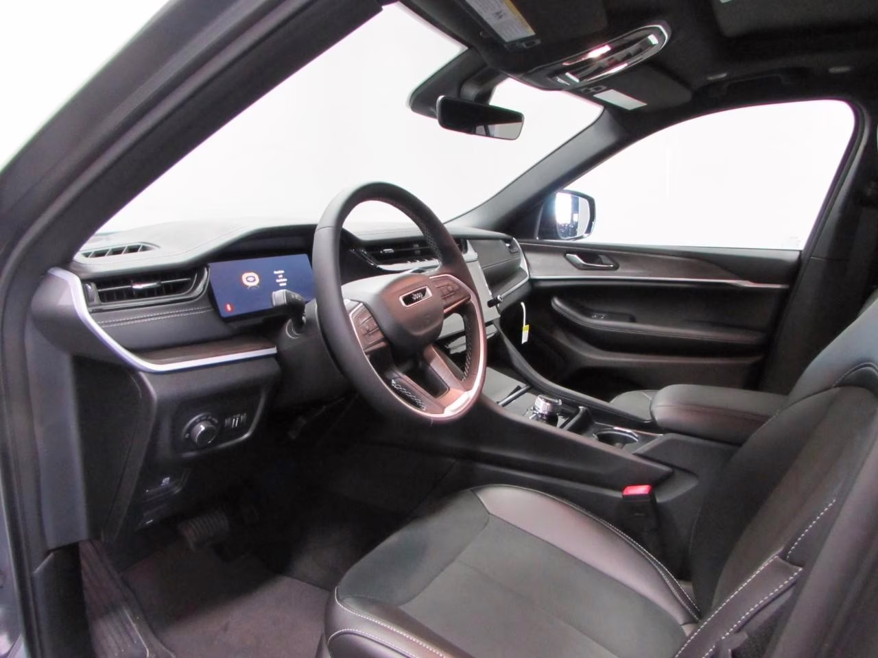 2026 Baltic Gray Jeep Grand Cherokee L Laredo 4X4 SUV