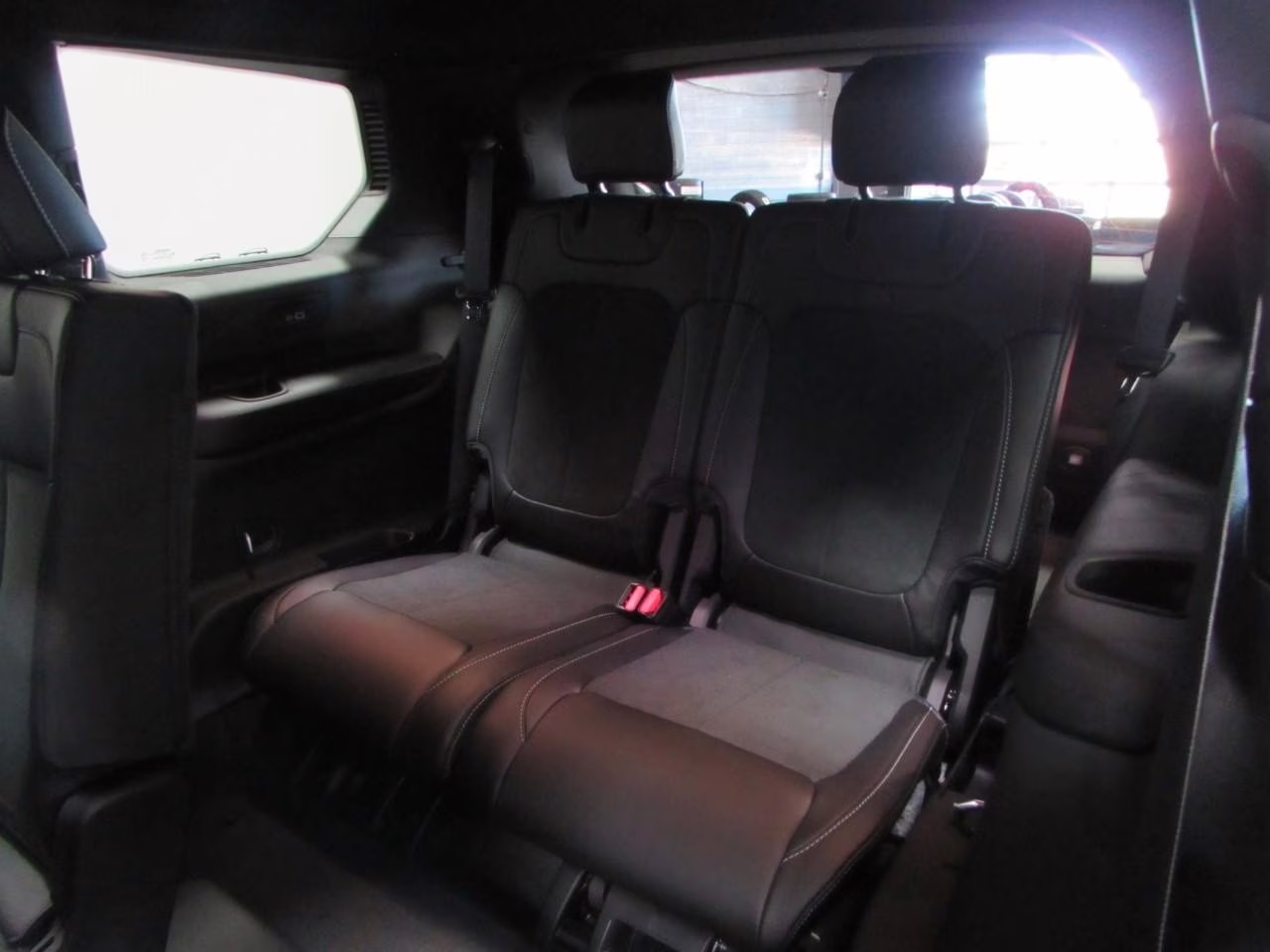 2026 Baltic Gray Jeep Grand Cherokee L Laredo 4X4 SUV